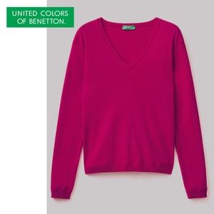 Benetton 80% wool sweater size S